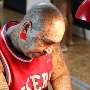 Meet your Posher, Victor